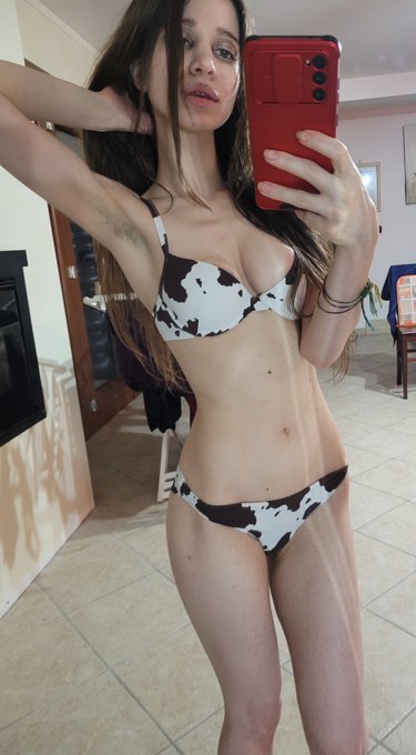 ♡♡ Una mucca 🙈🤣🖐💋 https://t.co/uL3oztkzlp<a href="/tag/cute"class="tags"><span>#cute</span></a><a href="/tag/wild"class="tags"><span>#wild</span></a><a href="/tag/sexy"class="tags"><span>#sexy</span></a><a href="/tag/teen"class="tags"><span>#teen</span></a><a href="/tag/romantic"class="tags"><span>#romantic</span></a><a href="/tag/instagram"class="tags"><span>#instagram</span></a><a href="/tag/wet"class="tags"><span>#wet</span></a>