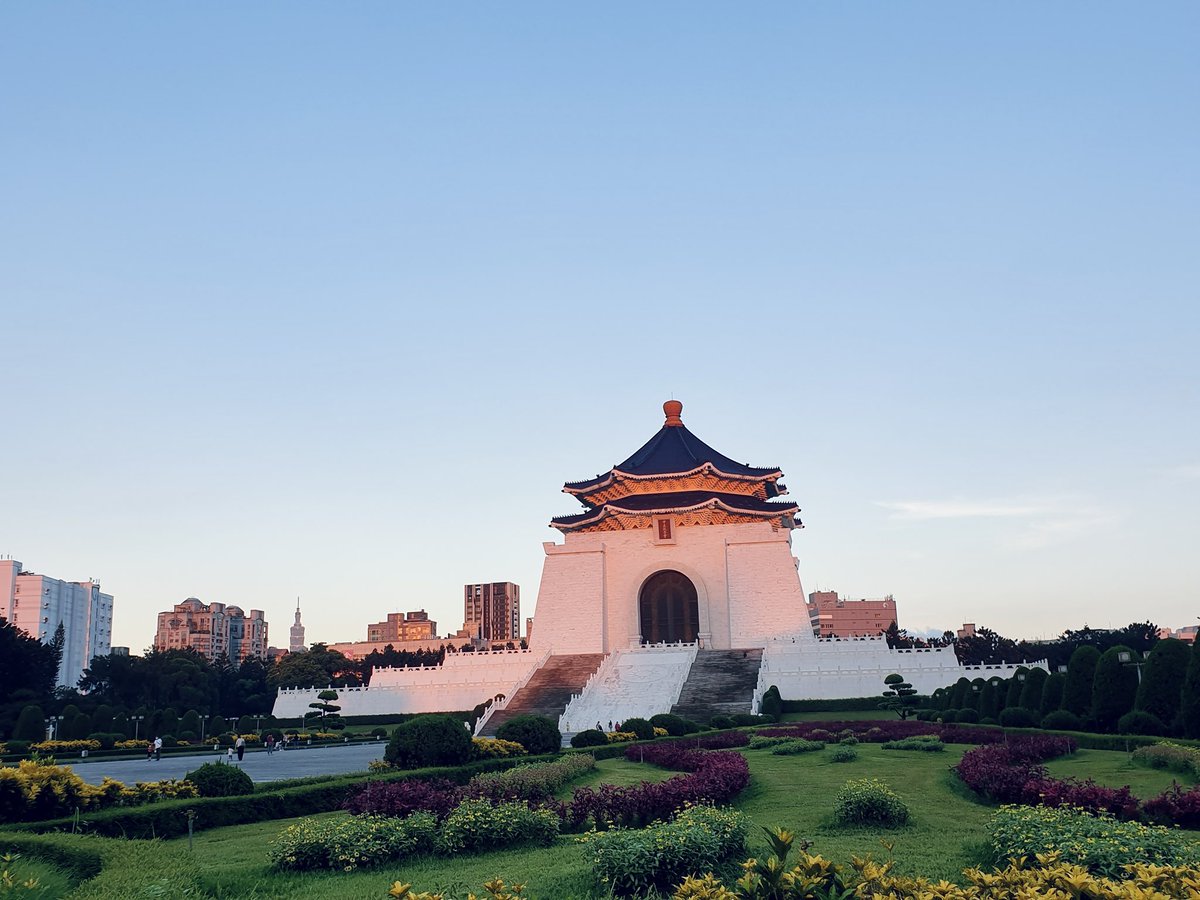 Yuwei's tweet photo. 臺北。我城 - 隨拍日記

Taipei, Taiwan - August 2022

#taipei #Taiwan #iphone12mini #iphonephotography #臺灣 #台北 https://t.co/olPNwGvFYH