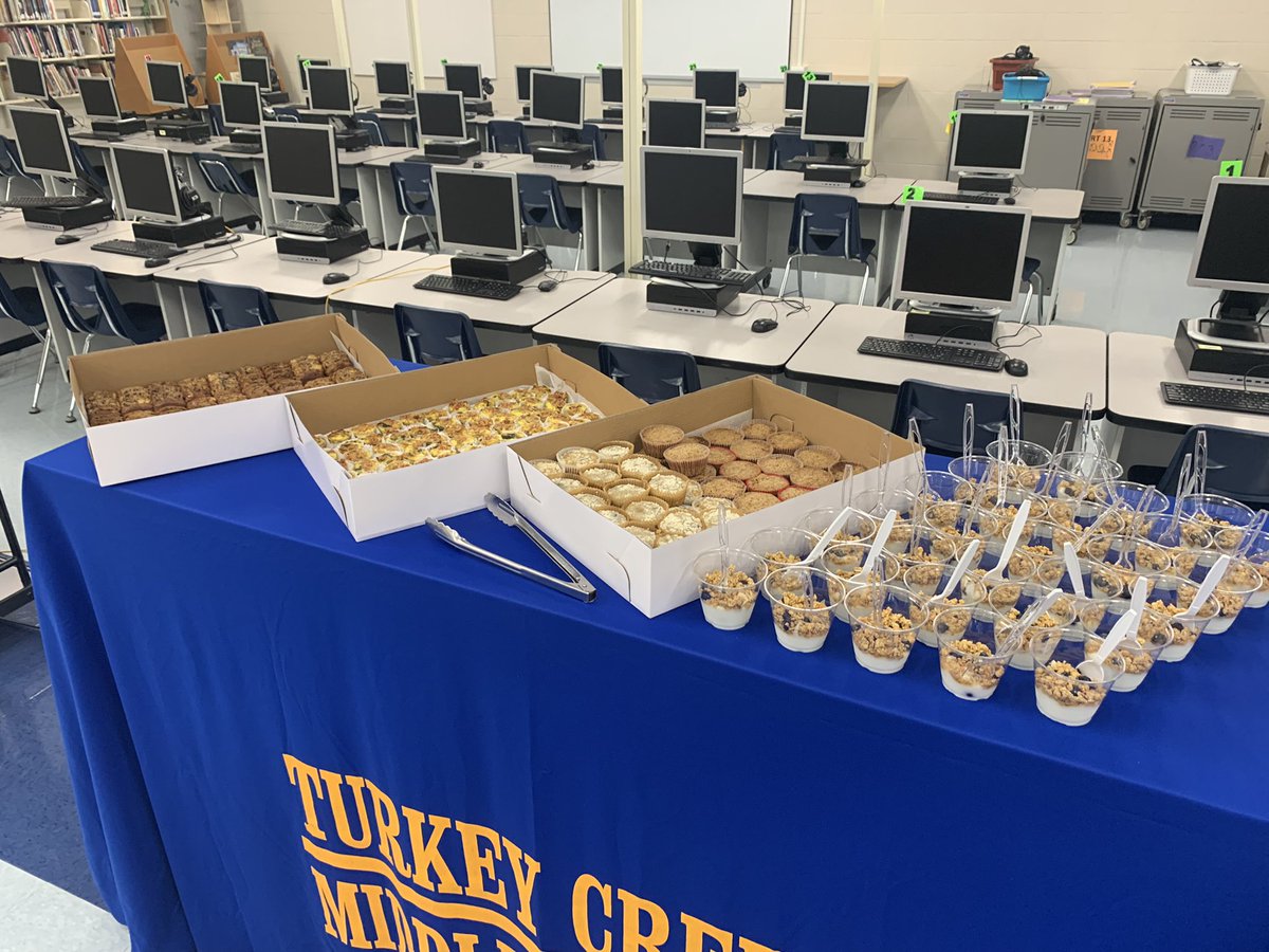 TurkeyCreekMS's tweet photo. Building relationships training led by our teachers. Thank you to PTSA and Grand Canyon university for sponsoring breakfast this morning. https://t.co/fOeZAfY2l8