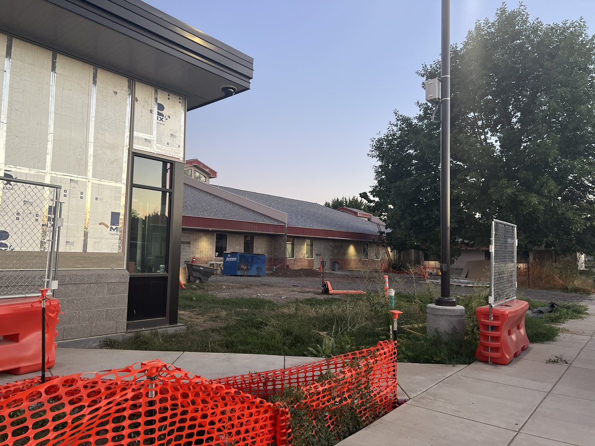 A beautiful morning here at Pioneer Middle School <a href="/wwschools/">WW Public Schools</a> as we wrap up the last of our historic <a href="/BondWwps/">WWPSBond</a> improvements to the 60+ yr old campus. #DeliveringonOurPromise #ThankYouVoters