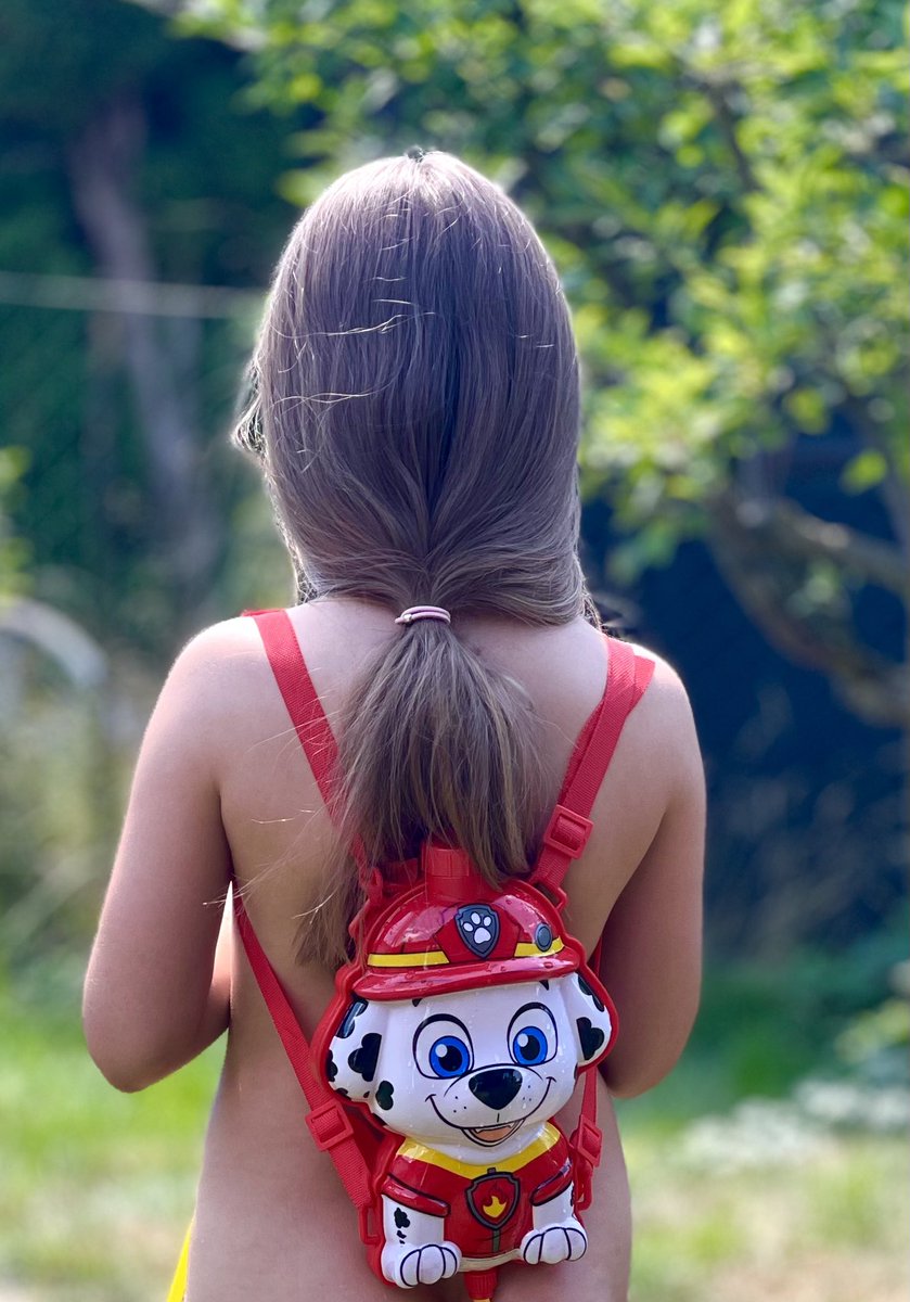 Paula44212447's tweet image. Ale jo, tohle léto ujde... #moresun #morebeer #onechildisenough ☀️