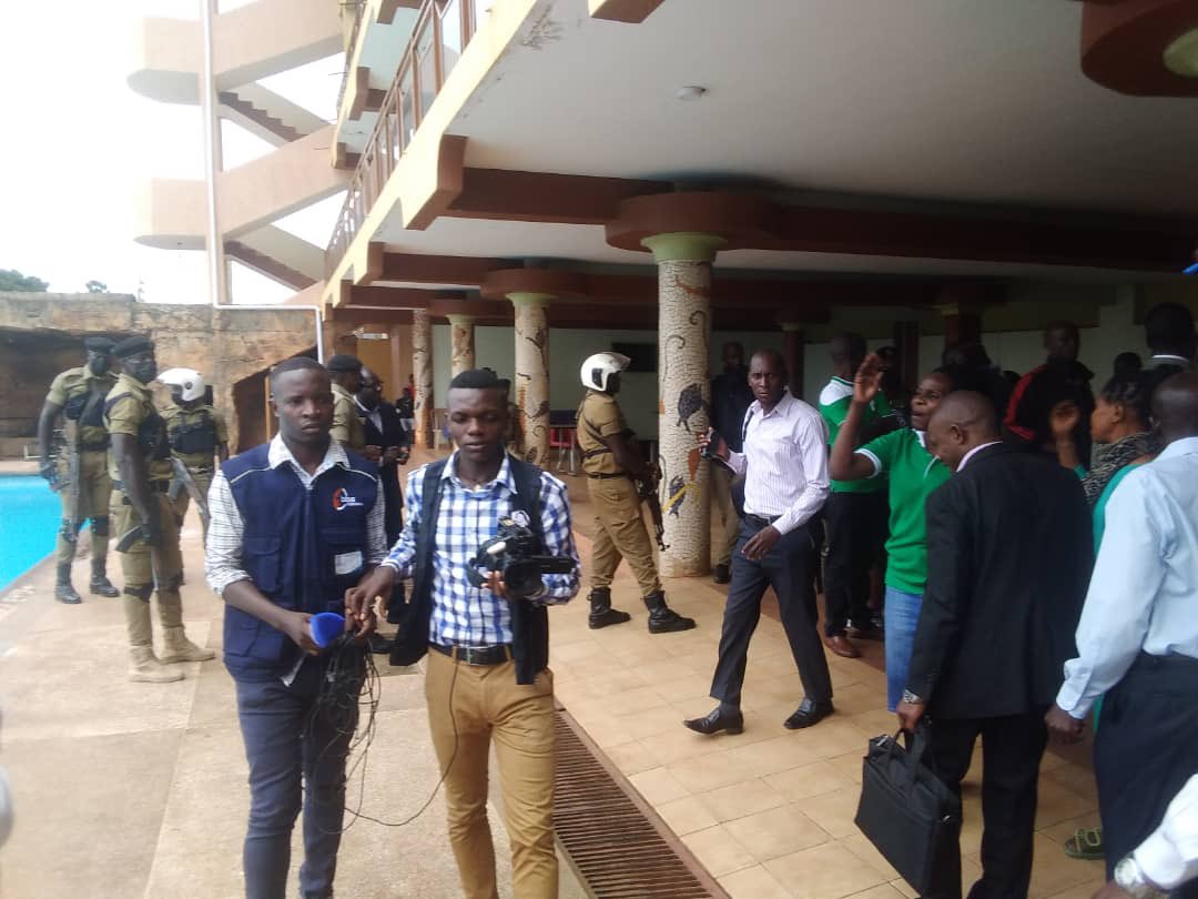 kamyakasozi's tweet photo. 4 DP leaders have been arrested at Pope Paul where as we make review of today’s disrupted DP meeting.
it is very unfortunate that our own have now resorted to persecuting DP members.
Am now following them up at Old Kla police where they are taken to record statements.
#SaveDP https://t.co/s5lgliuCy3