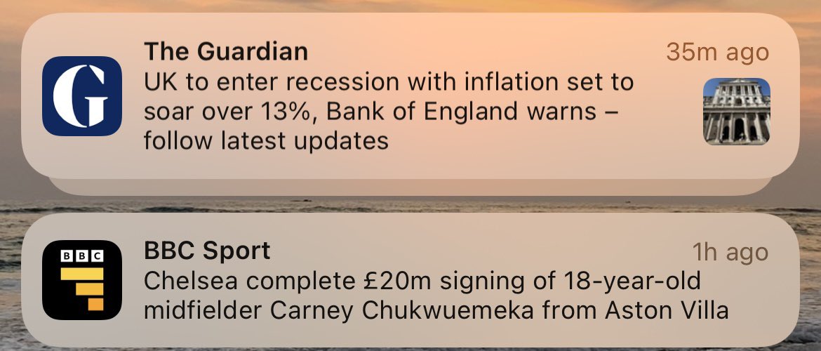 A tale of two utterly opposite worlds:
The Rich and The Poor Edition.

 #recession Bank of England