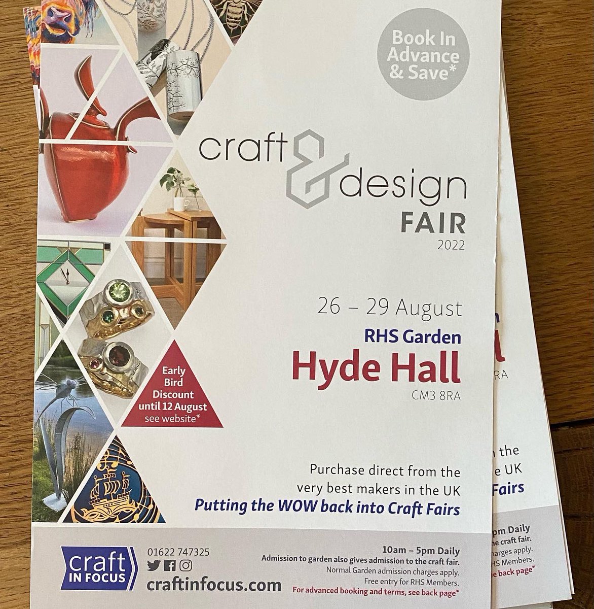 AbiFelting's tweet photo. Couldn’t get a great photo of him, so you’ll just have to pop along to my next fair at Hyde Hall in Essex, and meet Nigel.  going to have to be careful with the hashtags! 😂 #boobybird #birds #newwork #seabird #gannet #needlefelting @craftinfocus https://t.co/1UQIB2Zinm