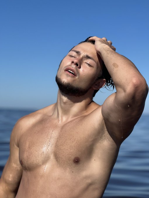 enjoy the summer ?
subscribe for more hot nude stuff ?

https://t.co/DdFbA8ZToX https://t.co/IsFYtcs