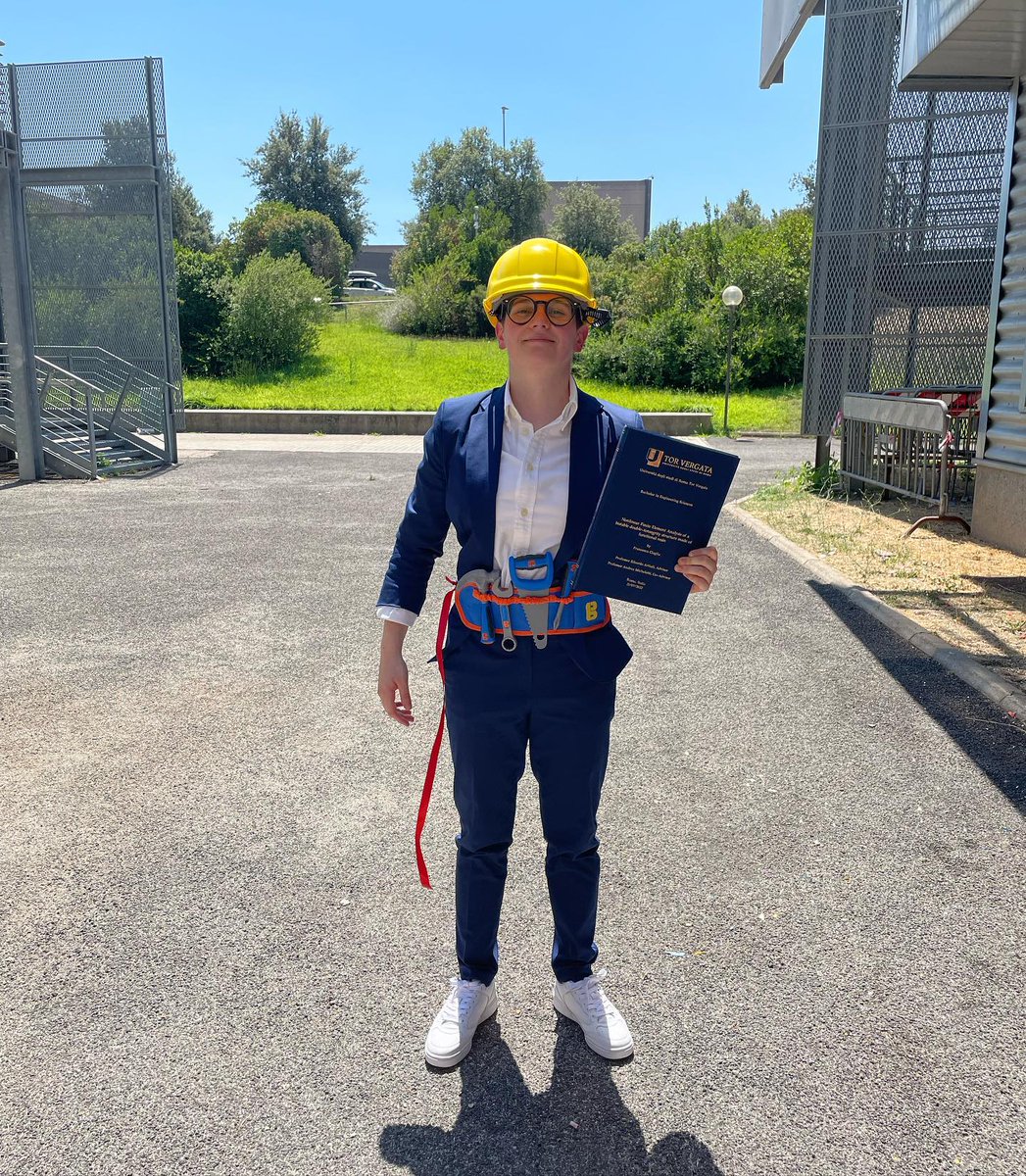 unitorvergata's tweet photo. Gli ingegneri del futuro sono a #unitorvergata
โข โข โข
#torvergata #ingegneriatorvergata #torvergatauniversity #ingegneria #laureaUTV #laureati #studyinrome #engineeringstudents https://t.co/PpxWWKVGFL