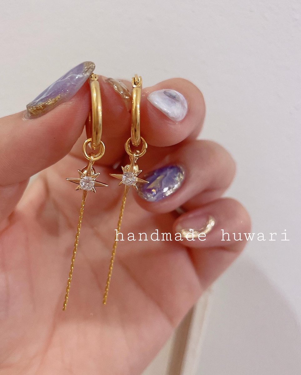 HuwariHandmade's tweet photo. 揺れるピアスが好みですね(*´ `*)

チャームがめちゃくちゃ可愛いっ
シンプルだけど耳元が華やかになります☺️

minneで販売中です･:*+.
https://t.co/nlG6olBl0J https://t.co/4n6Z5uRCBw