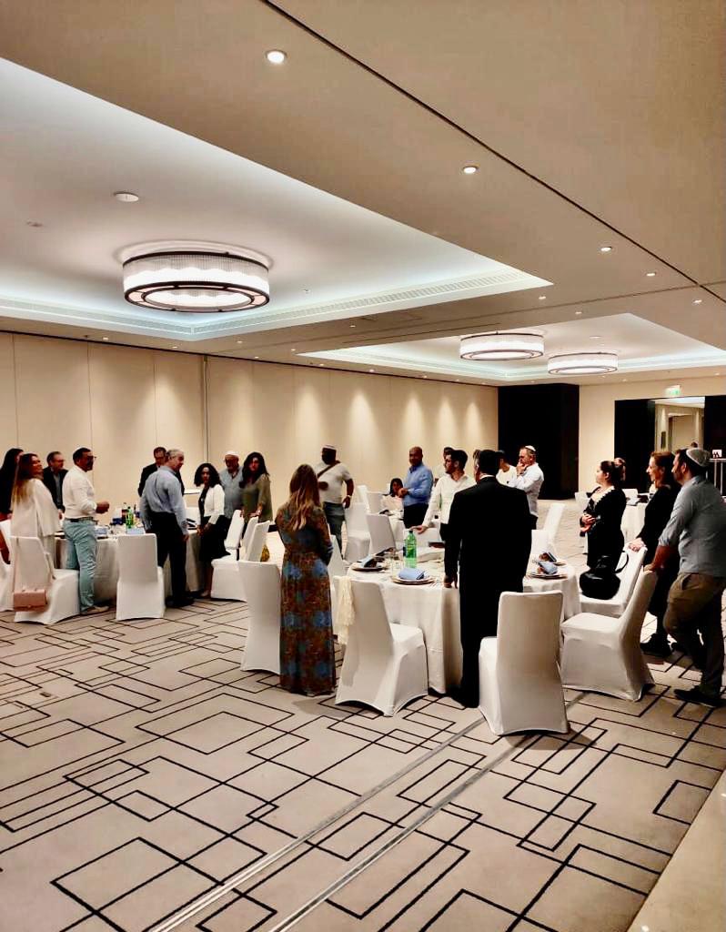 treatkosher's tweet photo. Such a great Shabbat dinner planned by #treatkosher

#TreatKosher #TreatKosherDubai #kosherfood #JewishUAE #KosherUAE #JCCUAE #jewishfood #uae #dubai #dubaicatering #catering #food #kosherevents #dubaievents #eventplanner #event #Jewish #jew #Shabbat #MyDubai #MyDubaiLife https://t.co/lXIYbqaVF3