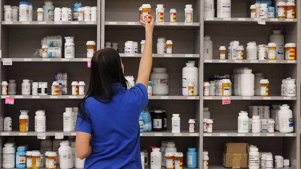 BentonOakfield's tweet photo. Caps on prescription drug prices most popular element of reconciliation bill: poll 

https://t.co/fTAbQ1xqZP https://t.co/ylRAFj3CkJ