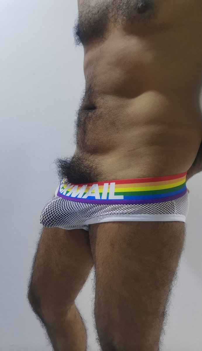 PeludoBarbon's tweet photo. No hay día que no se morbosee en ESTE PERFIL VATOS!! Pasen un #JuevesChingon y morboseen enseñando #pelos #morboentrehombres #sexymen #bator #crewbator #cockring #bush #fullbush #batebro #machomorboso #hairycock #uncut #bulge #foreskin #b8tor #hairymen #hombrepeludo https://t.co/tBqC5W0hBo