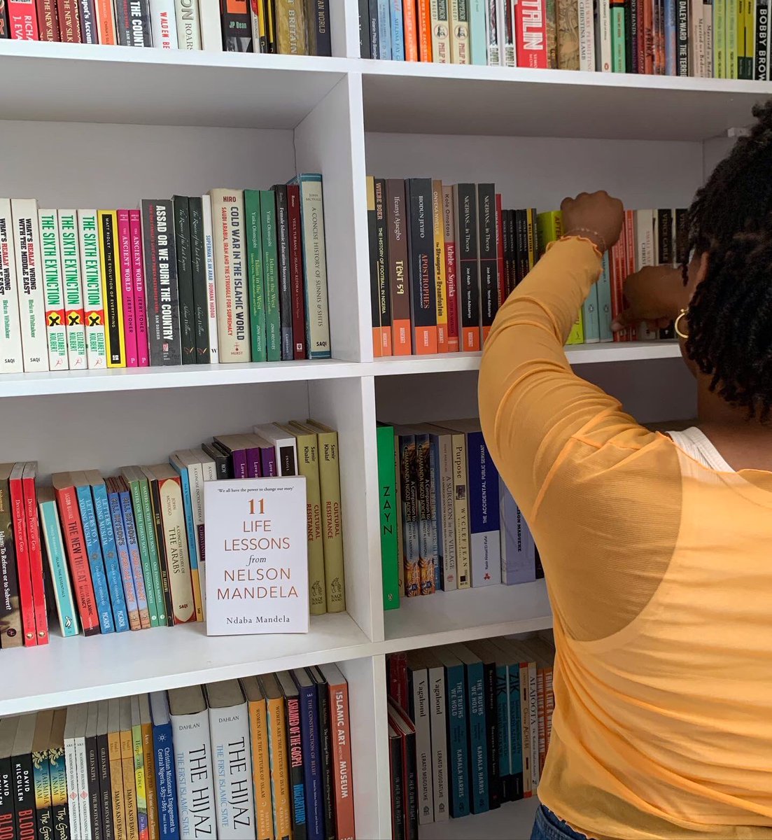 The OUIDA experience is one for the books.
<a href="/VeryBookishZari/">📍Zarri’s Home🏡 🧚</a> dropped by for a taste of the experience and she got books too☺️.