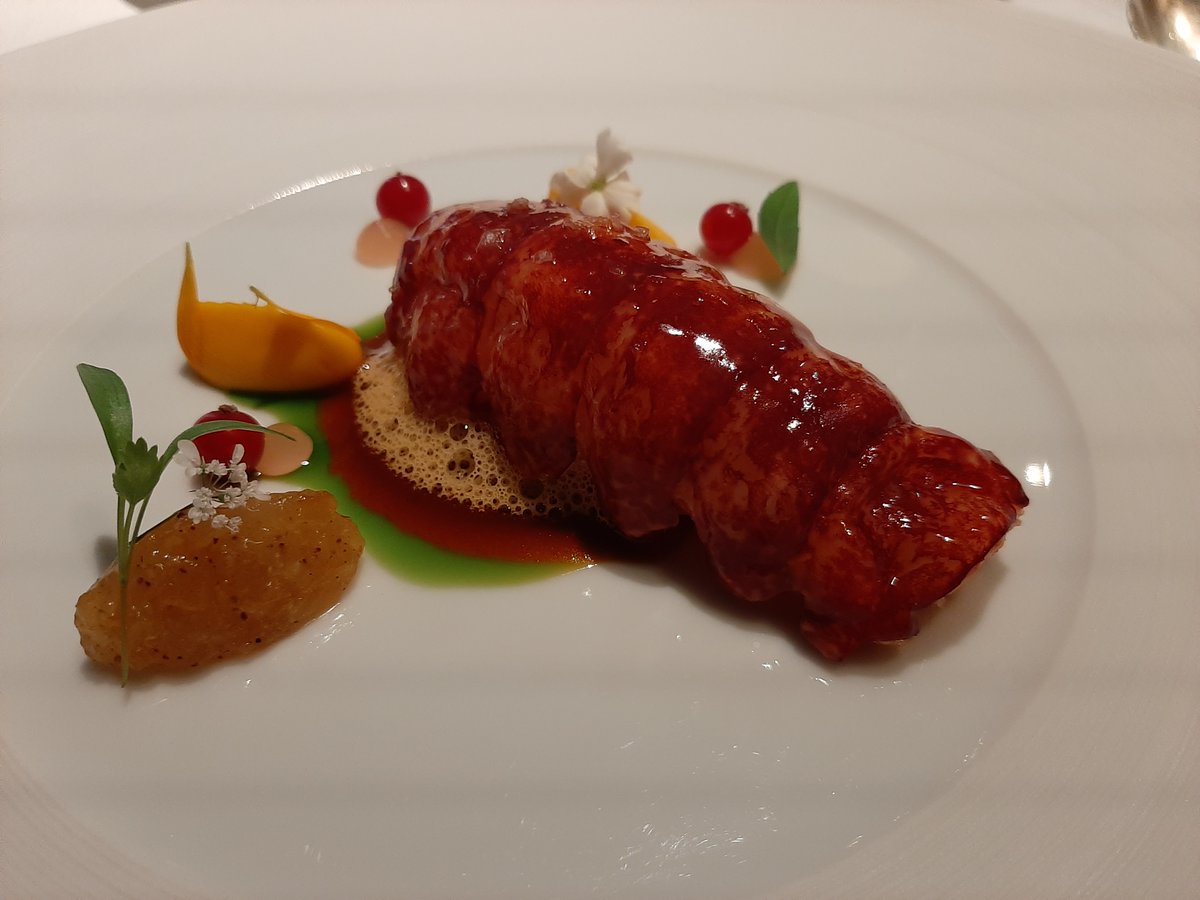 The MICHELIN Guide (@michelinguideuk) on Twitter photo Sublime BBQ Donegal lobster glazed with cacao pod concentrate and jalapeño <a href="/ChapterOneByMV/">Chapter One by Mickael Viljanen</a> #Dublin #2MICHELINStars
guide.michelin.com/ie/en/dublin/d… Sublime BBQ Donegal lobster glazed with cacao pod concentrate and jalapeño <a href="/ChapterOneByMV/">Chapter One by Mickael Viljanen</a> #Dublin #2MICHELINStars
guide.michelin.com/ie/en/dublin/d…