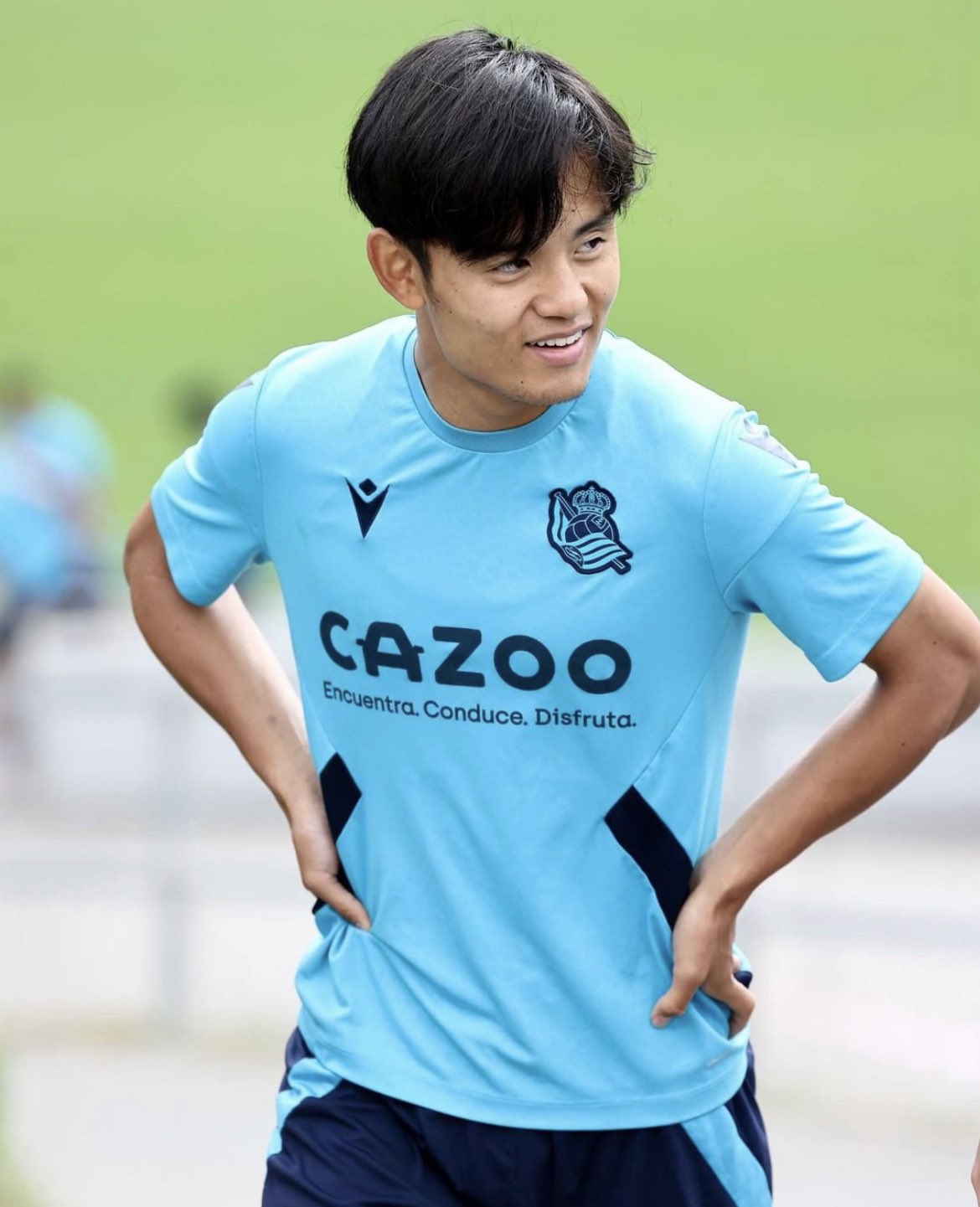 （ほぼ新品）レアル・ソシエダ／久保建英／XXL ユニフォーム ほぼ新品）レアル・ソシエダ／久保建英／XXL ユニフォーム