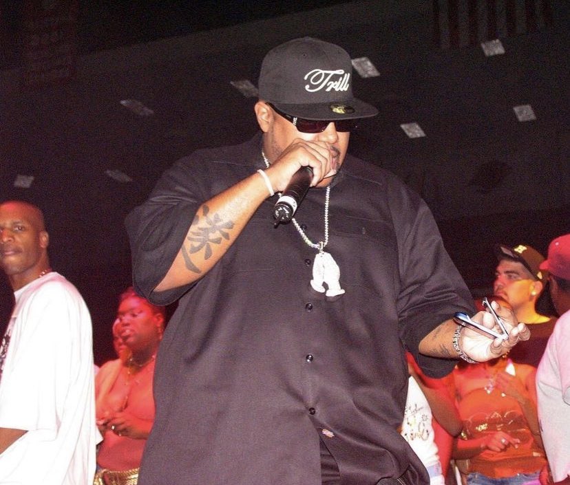 ugkpimpc_4ever's tweet photo. Oh yea you know the vibes REST IN PARADISE Mick Jagga #rippimpc #riptonysnow #ripmamawes #iStillMissPimpC #ugkalumni https://t.co/VBerQO9fDJ
