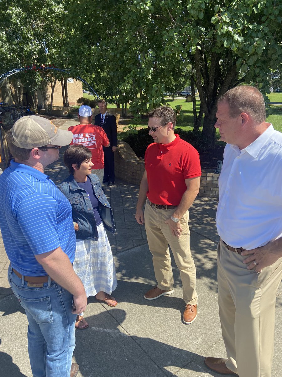 GlennJacobsTN's tweet photo. With my friends @JasonZacharyTN &amp; Betsy Henderson talking to voters! Hope to see you out here. It’s #ElectionDay in Tennessee — #GOTV! https://t.co/hAonKJisfh