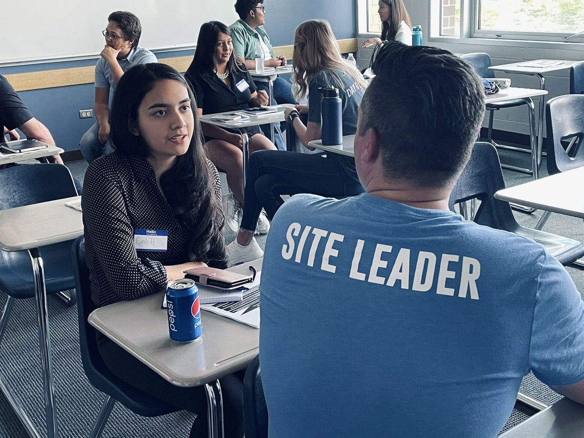 BHGHNetwork's tweet image. Boys Hope Girls Hope of Colorado teamed up with volunteers from @WestMonroe for a day of personal development which provided scholars and collegians with individualized career pathways insight, interview tips, and college internships! #summerprogramming #westmonroe