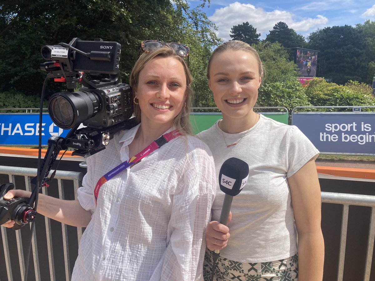 Rhuanedd's tweet photo. Left our team in the @eisteddfod in Tregaron to visit @BBCWales staff who are reporting on the performance of @TeamWales in @thecgf . Catch their content on @BBCWales @S4C @BBCRadioCymru @BBCRadioWales @BBCCymruFyw @BBCWalesNews @BBCSportWales to see their passion for their work. https://t.co/RMFDMThkmu