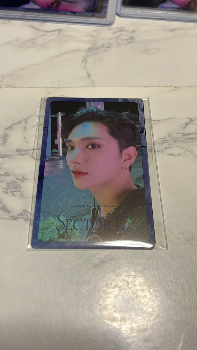 SEVENTEEN Weverse盤 グローバル特典

譲：ジョシュア

求：ジョンハン

FFさん優先で探しております🙇🏻‍♀️
郵送希望 同日発送可能です❕

#SEVENTEEN交換