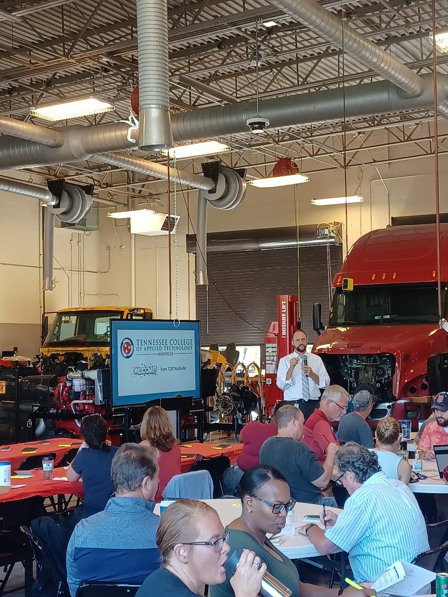 The President of <a href="/TCATNashville/">TCAT Nashville</a> and Jennifer Bell, Director of AON/CTE are kicking off the morning! It's going to be a great day!