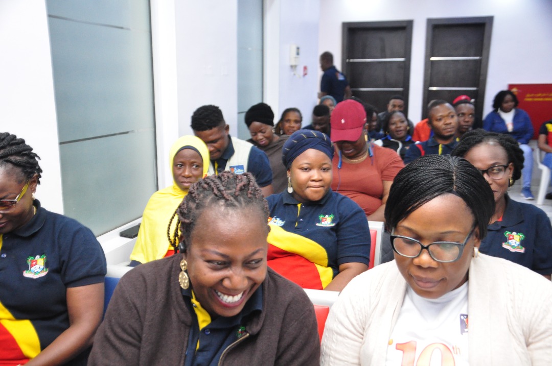 lagostraffic961's tweet photo. @lagostraffic961 holds June/July Staff Forum, which features Management Retreat recap, birthday celebrations, staff of the month, Training Reports, and Matter Arising among others.
@jidesanwoolu
#LagosTrafficRadio
#TrafficRadioUpdate
#foragreaterlagos
#lagosthemesagenda https://t.co/8BvtsH6W6y