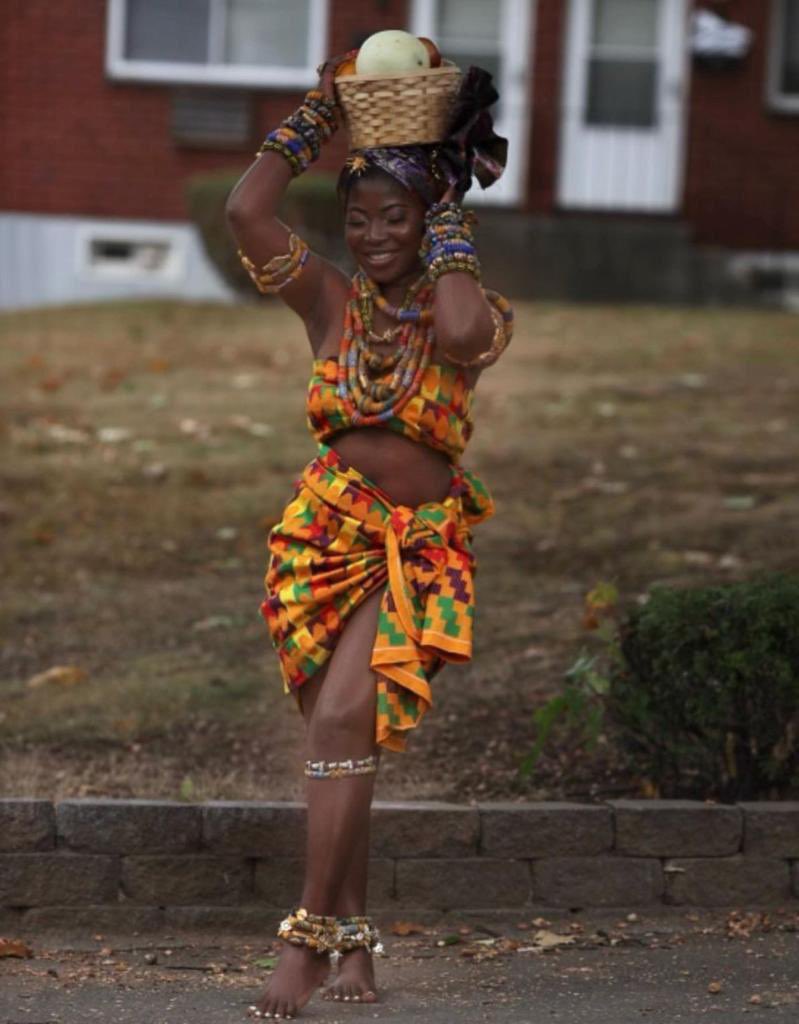 IamMzilikazi's tweet photo. AFRIKA FASHION WEEK: We dress to represent our beautiful continent than to make a fashion statement 30 part 2 https://t.co/skCGAaAOWm