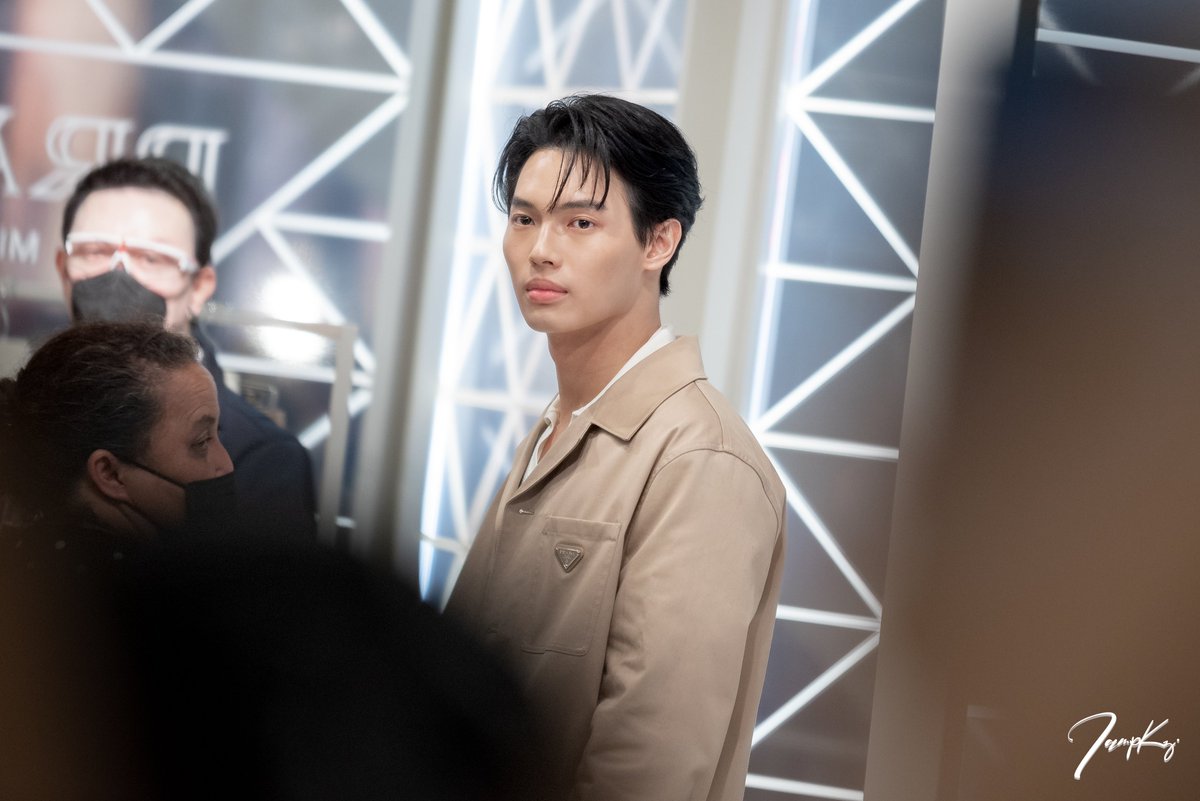 iampk_z's tweet photo. อยากให้รู้ไว้ว่าวันนี้ฉันทำเต็มที่แล้ว 😭😭😭
#winmetawin #snowballpower #PradaShine https://t.co/V8Q7HUNlnb
