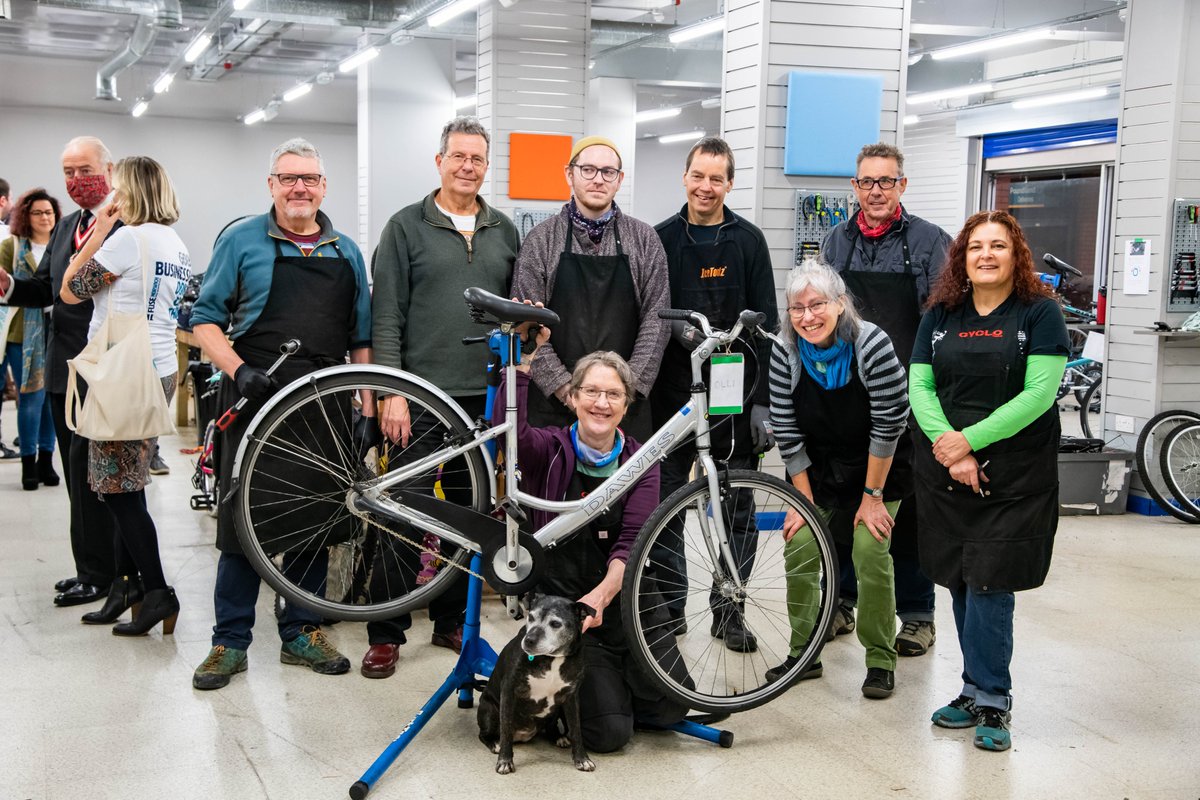 It's national #cycletoworkday today!

🚲 Did you cycle to work this morning? 🚲

If you need an affordable #bike or help with repairing or maintaining your own bike, then head over to the wonderful @Bicycle_Links