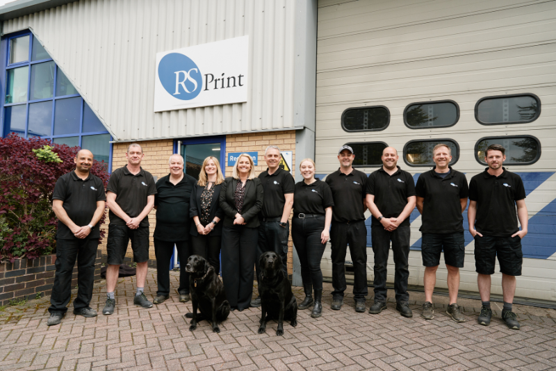 RSPrintLtd's tweet photo. RS Print is a family-run business & everyone is looking forward to our summer family bonding night out tomorrow! We are taking all staff and their partners for dinner, and then for a bit of friendly competition playing bowling and mini golf.
#FamilyTime #Bonding #SummerNightOut https://t.co/EecOPy01Or