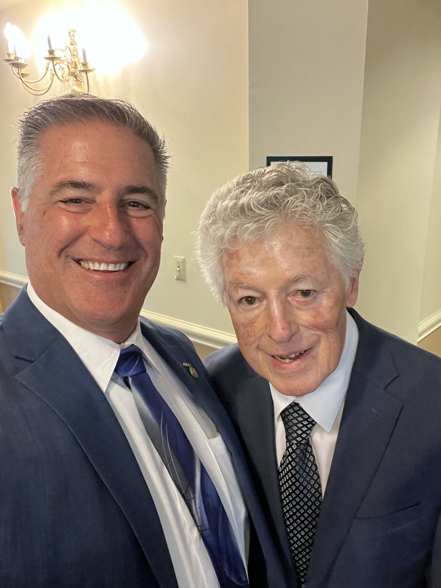 DaleErr5's tweet photo. The Offshore Wind projects are creating a brand-new industry in New Jersey. Railroad Construction -full throttle attendances at the NJ Alliance for Action Offshore Wind Energy Event  Hanging with Govrn. Florio
#rccnj1926 #RCCBD #buildbacknj  #construction #JerryKeenanfanclub https://t.co/5zEErqS48Q