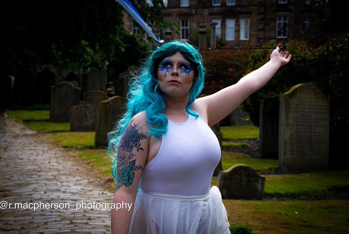 photo_macph's tweet photo. A recent commissioned shoot with the wonderful @pxtch_exe ! (Part 1) 

#drag #poi #blue #colour #photo #photography #art #dragphotography #shutterspeed https://t.co/keZHp7zkSV