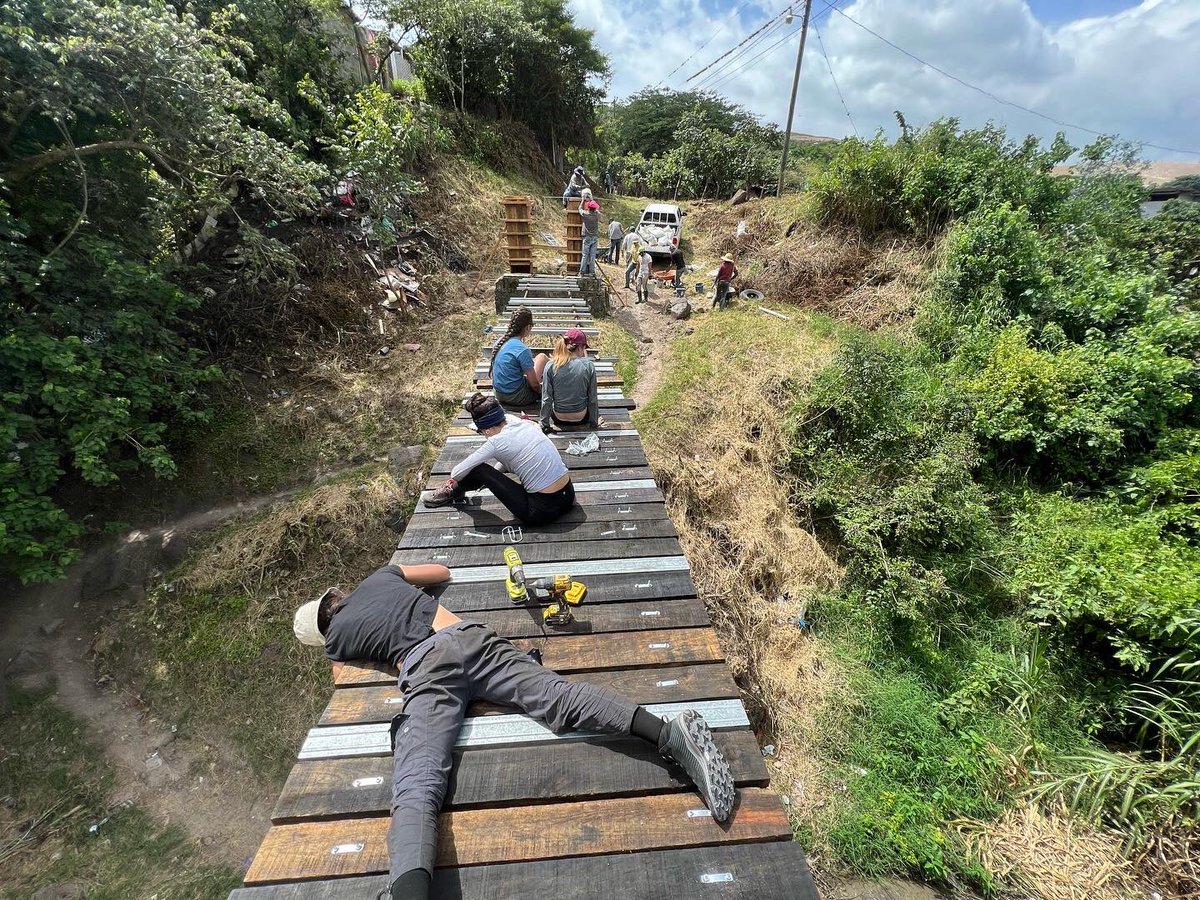 NMSU_engineer's tweet image. Update from Honduras - this years AWL project is about 50% complete. 

Today the group will pour the last concrete tower and move onto the concrete anchors. #NMSUengineering