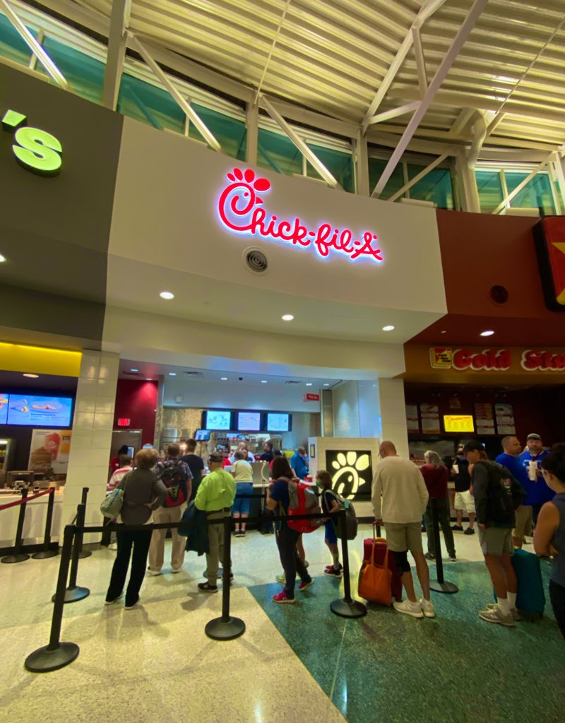 CVGairport's tweet photo. It’s official, @ChickfilA is back! 👏Opened this morning, &amp; now daily 4am-2pm (except Sundays) in our Concourse B food court. 🙌🏾   @FOX19 @WLWT @WCPO @Local12 @Enquirer @BusinessCourier @SpectrumNews1KY https://t.co/36YPeCwQ9A