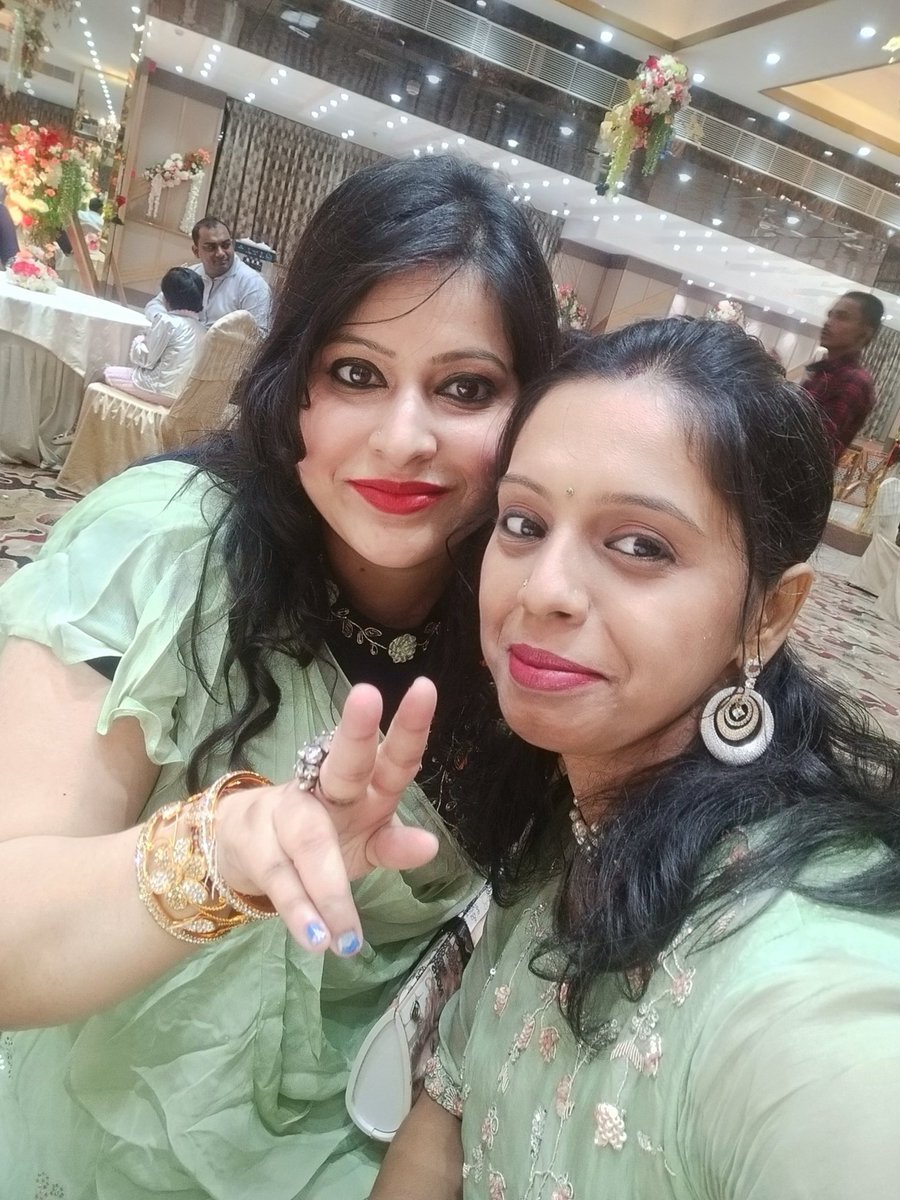 desichipakli's tweet photo. @hgs_healthcare #ToGoodTimes @hgs_healthcare 
Happy Friendship Day 💕
खुशबू की तरह मेरी साँसों में रहना;
लहू बनके मेरी नस-नस में बहना;
दोस्ती होती है रिश्तों का अनमोल गहना;
इसलिए दोस्त को कभी अलविदा न कहना।
@Jyotiag28204208 https://t.co/VO6Mhoj1jy