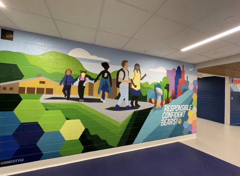 BrianMercerNKC's tweet photo. Like I always say, some of the best #schoolpr comes from our @NKCSchools teachers, parents &amp; parent/teacher groups! The @BRES_Bears PTO held an open house to give their community a first look at the newly renovated Briarcliff Elementary! #backtothecliff 
https://t.co/Vk9Dzj6ZEL https://t.co/xMvTG1ZWLC