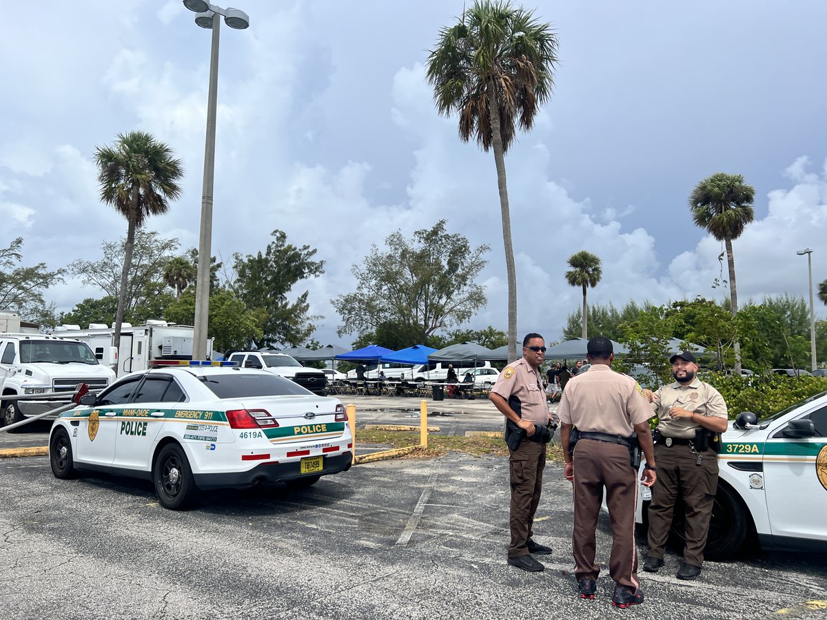 filmmiami_'s tweet photo. Lights, Camera, Action: Television Series “Crazy Charlie” has been filming at various locations across Miami-Dade County. Shout out to the production crew for all the great work. #FilMiami #FilmedInMiami #FilmProduction https://t.co/TCQlCfKSCQ