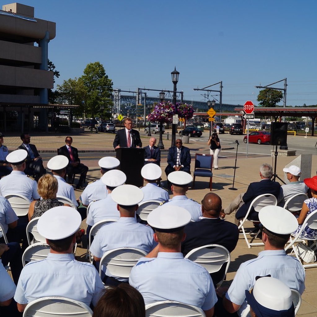 PaulFormicaCT's tweet photo. During my years of service in the State Senate it has always been an honor to celebrate and recognize our Coast Guardsmen and women. Looking back on past celebrations, I again want to express my deepest gratitude for all who have dedicated their lives to serve and protect. https://t.co/lkkjexlPNP