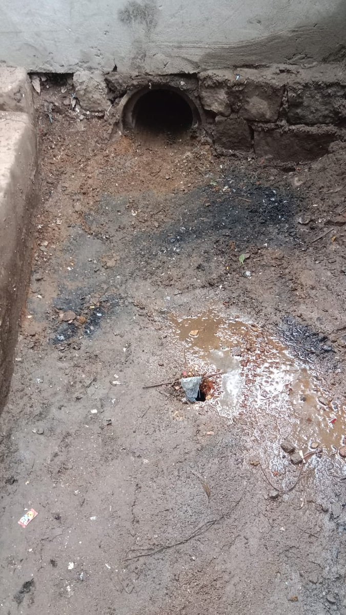 Ae_Fathenagar's tweet photo. @KollaTulasi @GHMCOnline Sir attended the complaint above said. https://t.co/zJxwRNA7Ap
