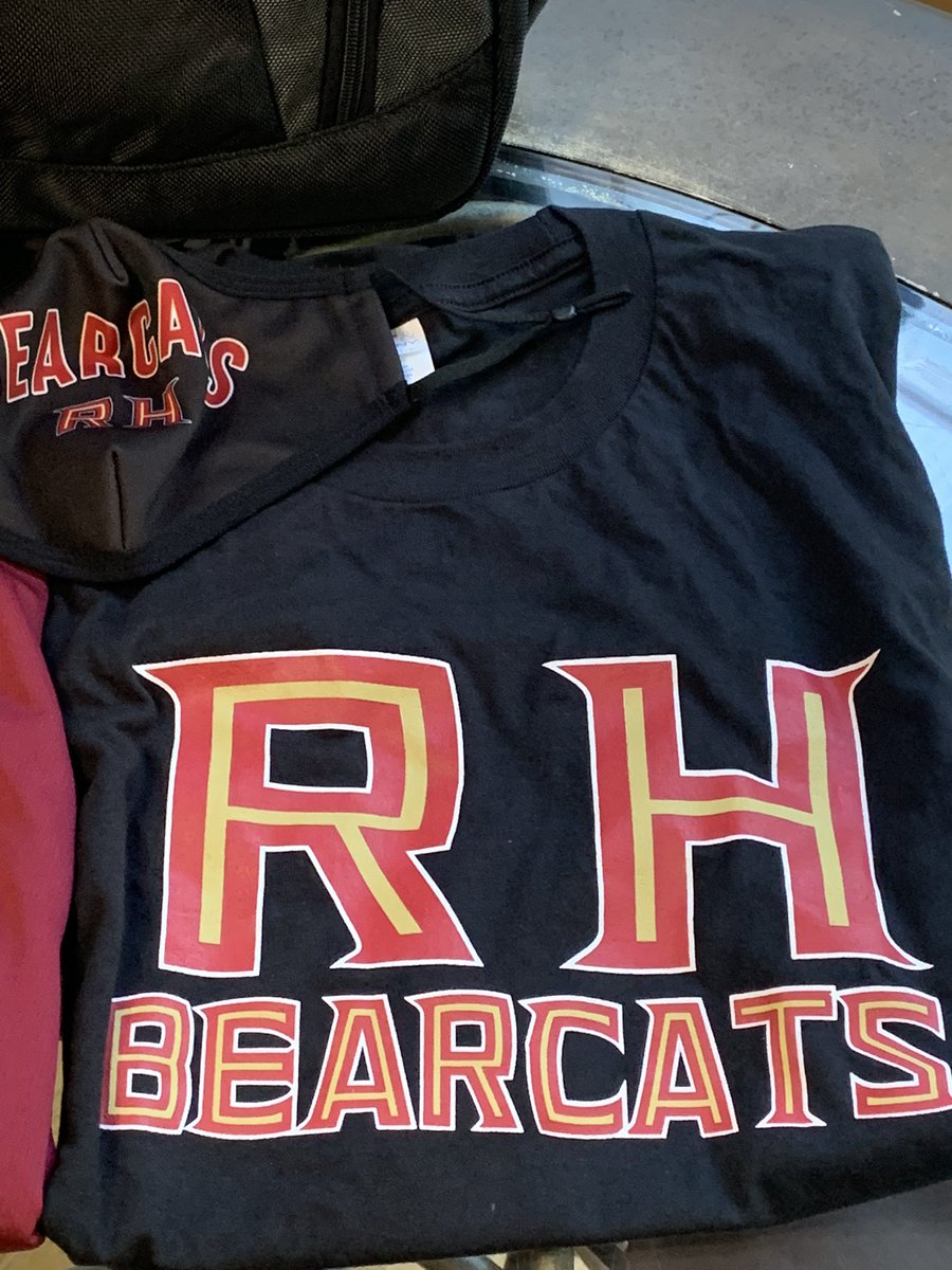 mdgray2008's tweet photo. Loving my Bearcat SWAG! https://t.co/H9MFmtt9OH