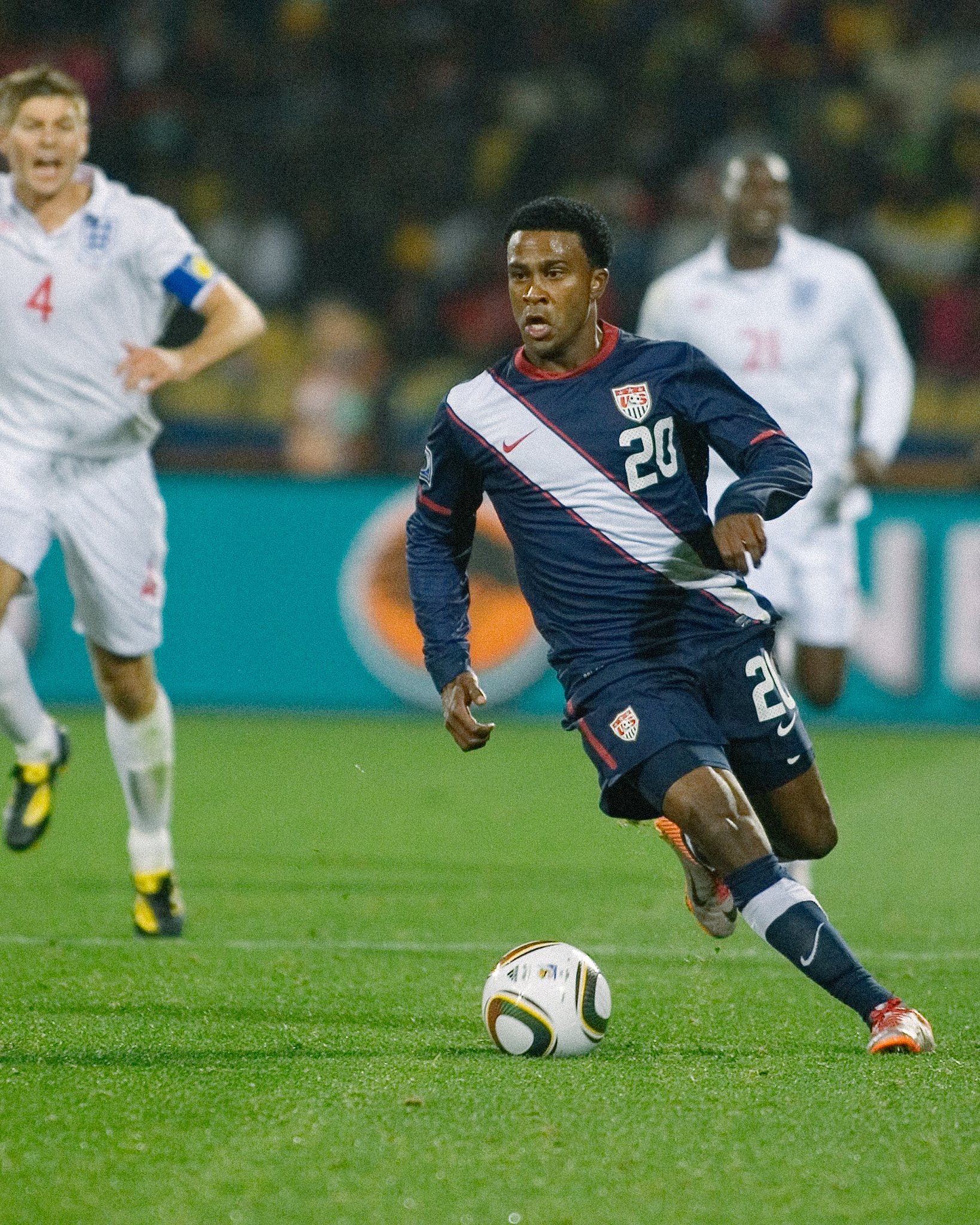 Happy birthday to 2010 World Cup member Robbie Findley! 