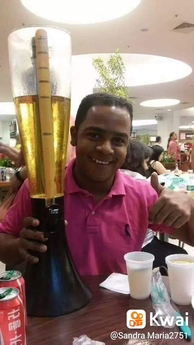 Mas a prova é Deus te colher
Minha esperança é que na eternidade eu vou te ver.. As vezes me Bateee uma Sdds tão grande de você irmão as jamais vc vaai está esquecido sempre será Eterno no meu coração 👼😔💔