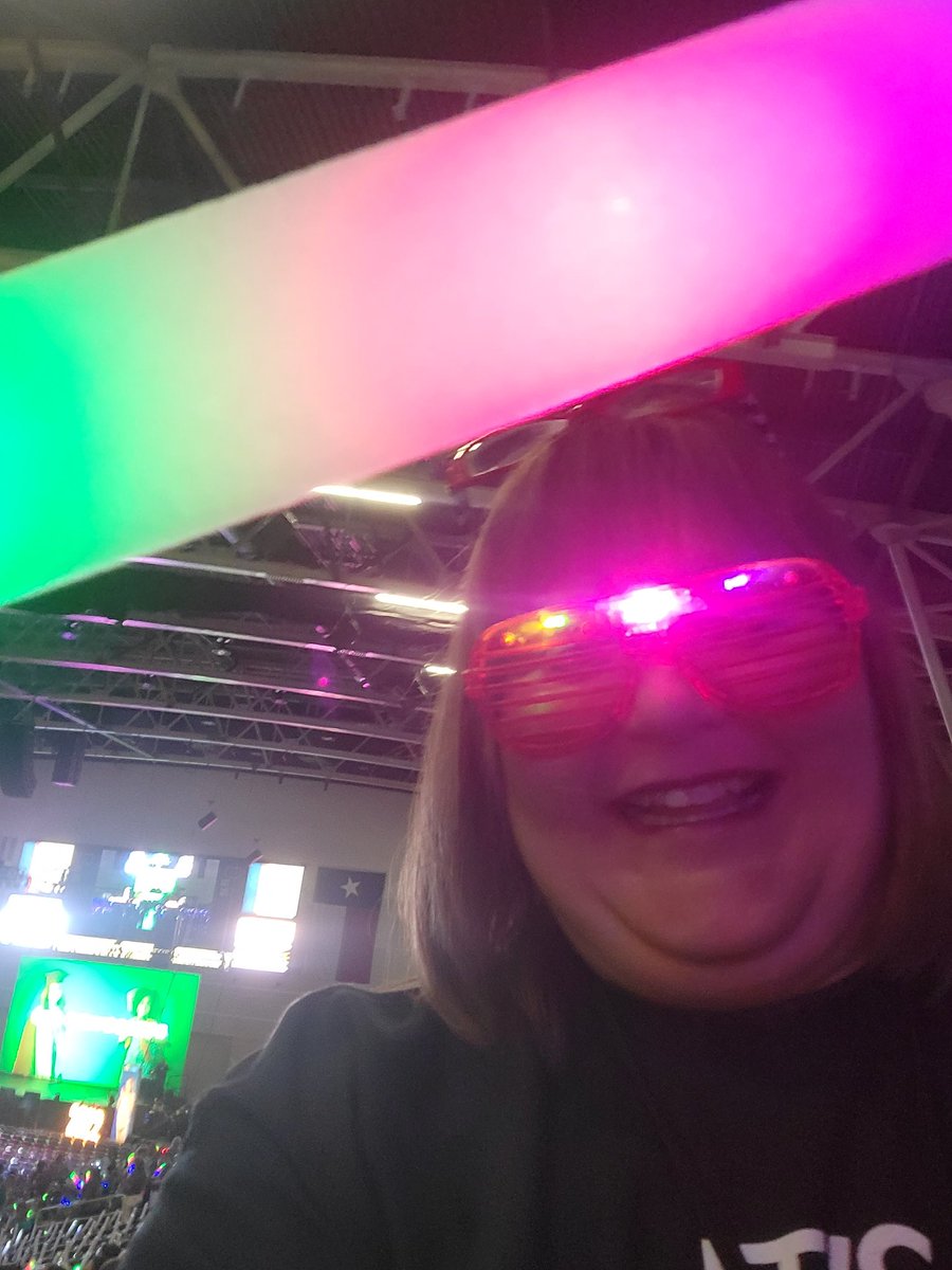 mrsrodrigu's tweet photo. Spring Creek is bringing our "A" game!! #springcreekway #gisdeffect #bethelight https://t.co/p6icxaGZ0H
