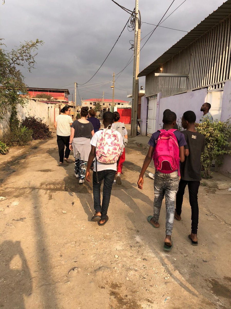 anglopcas's tweet photo. Caminando, escuchando y danzando... con otros, por otros y desde OTRO. #Voluntariado @SP_Solidaria en #Angola https://t.co/ki79XSfXJ6