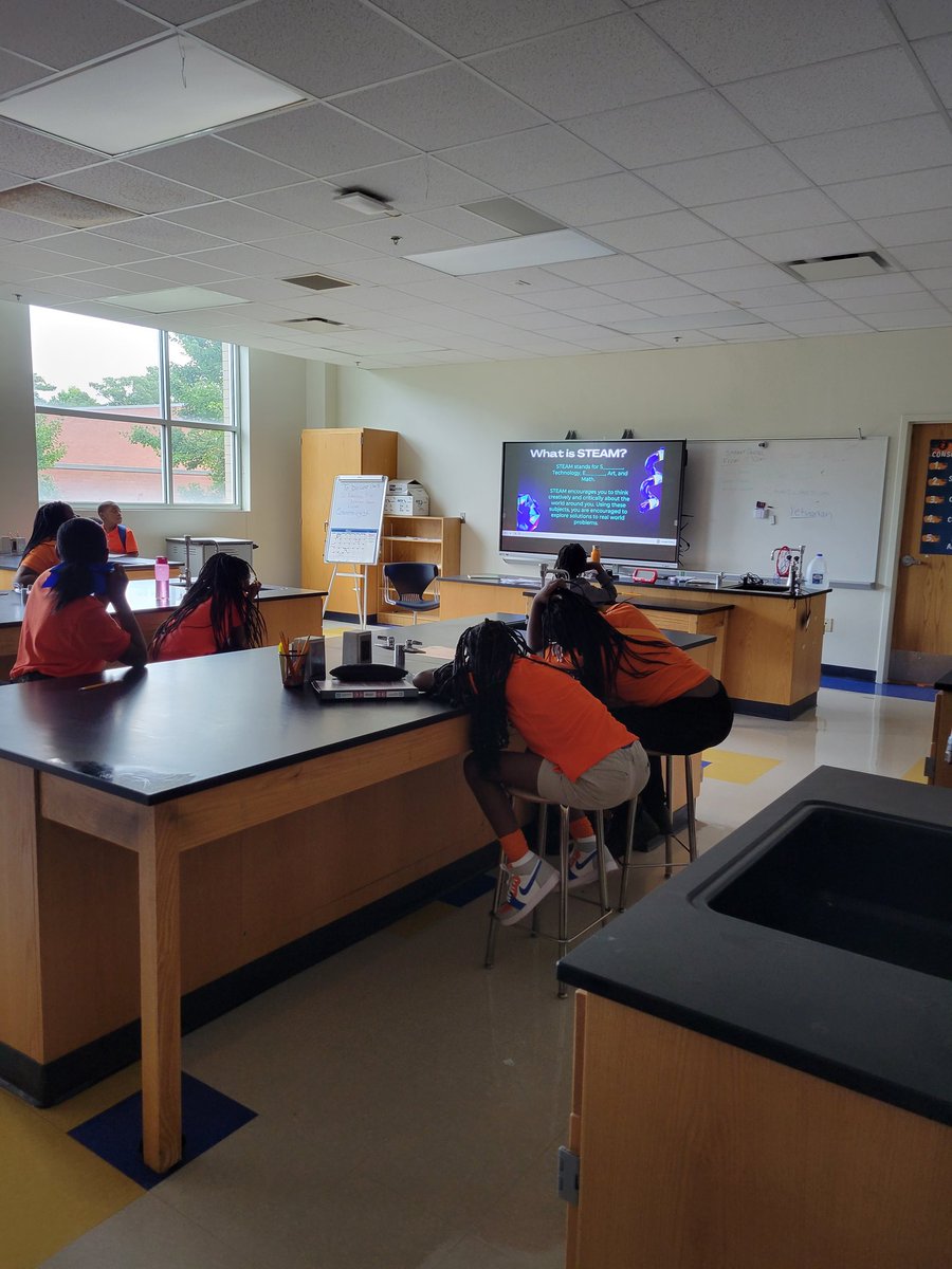 JLIA_STEAM's tweet photo. @JLewisInvictus students practiced their creativity + critical thinking skills by reassigning an every day classroom item to a new purpose. This #lowprep activity helped students brainstorm + critically think outside of the box! #STEAMingWithPride #PUSH @JLIA_Science @JLIAPRIDE https://t.co/h9mxzz1A0Y