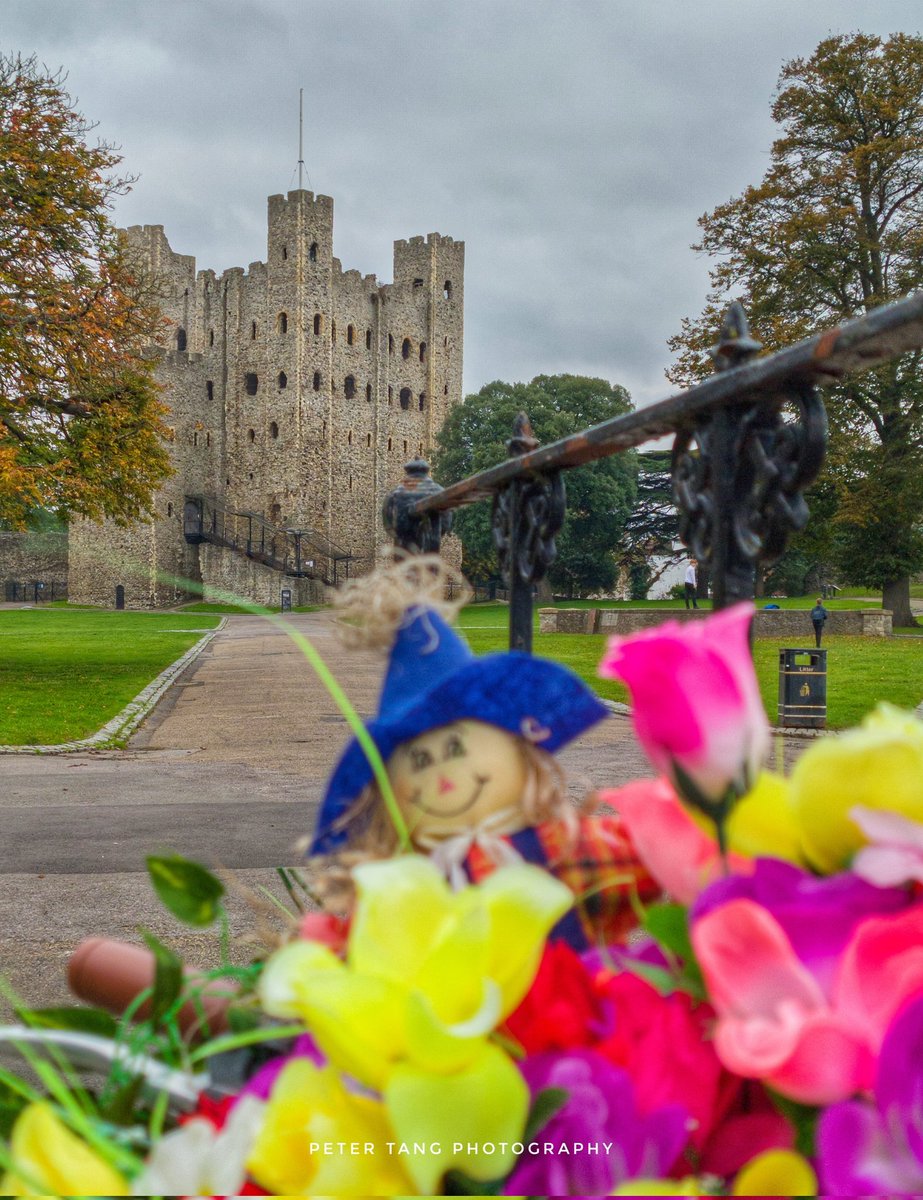 Another one from the archives, this time a composition of Rochester Castle
#castle #rochestercastle #kent #visitkent #medway #composition #archives #visitmedway #uk #kentphotographer #picoftheday