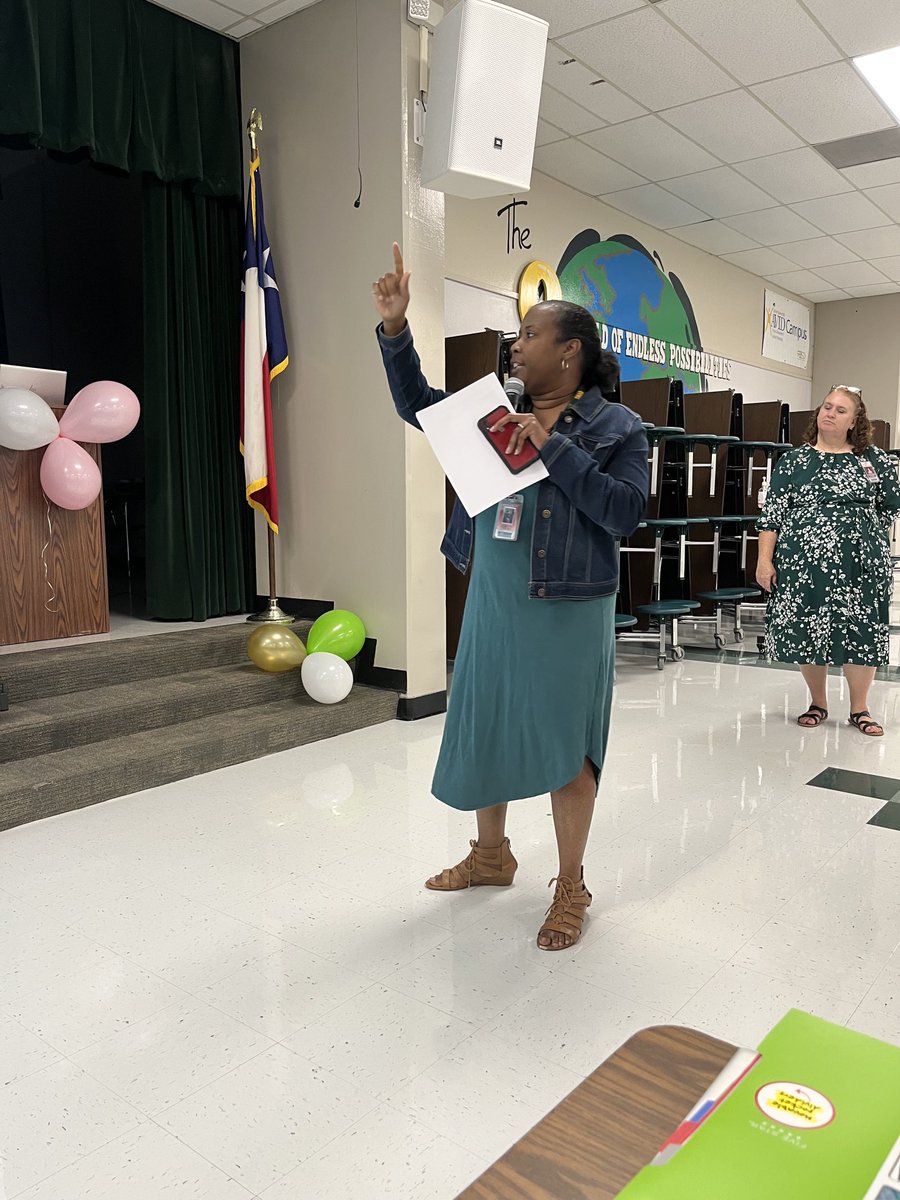 ⁦<a href="/rwootenits/">Rachelle Wooten</a>⁩ sharing her leadership lessons with the ⁦<a href="/QV_Raiders/">Quail Valley Middle School</a>⁩ staff.  Welcome to the “Q” AP Wooten! #fbisdlearns ⁦<a href="/FortBendISD/">Fort Bend ISD</a>⁩