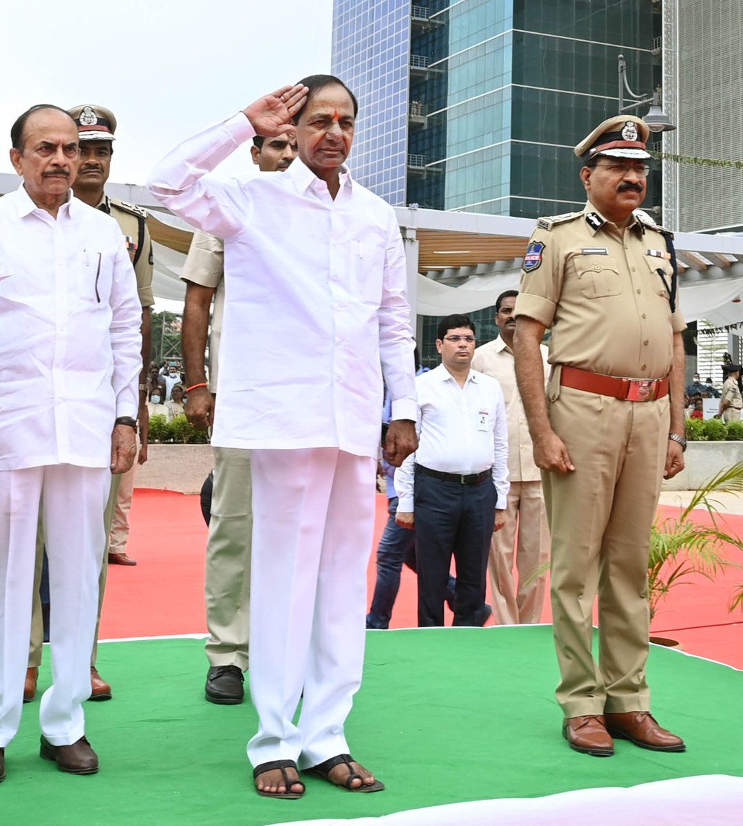 CM Sri K. Chandrashekar Rao inaugurated Telangana State Police Integrated Command & Control Centre (#TSPICCC) in Hyderabad today. Later, Hon'ble CM addressed the gathering
#KCR #TSPICCC #HyderabadCityPolice #TelanganaPolice