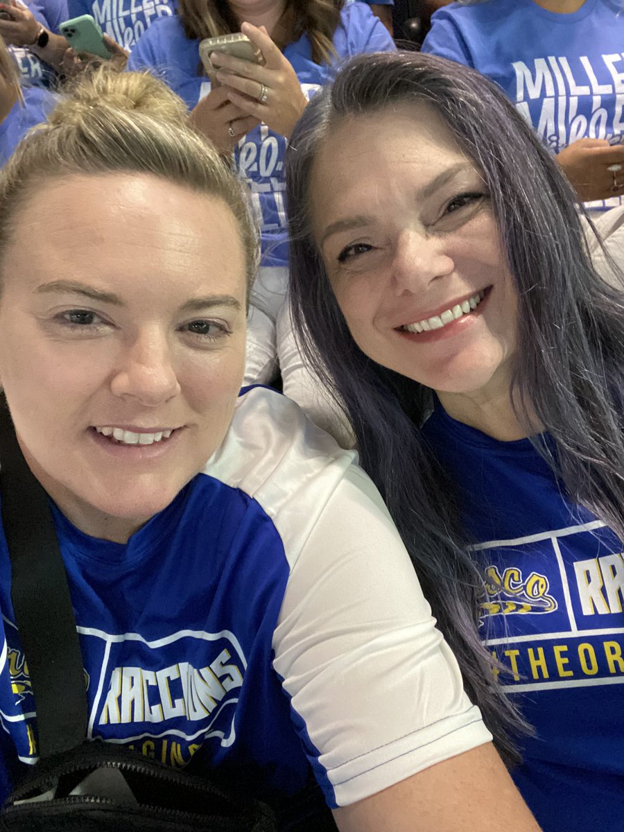 LittlejohnAPES's tweet photo. Ready for a new school year! @FHSRaccoons #FHSRaccoons #FISDmadetoshine https://t.co/2E7l2tlIG0