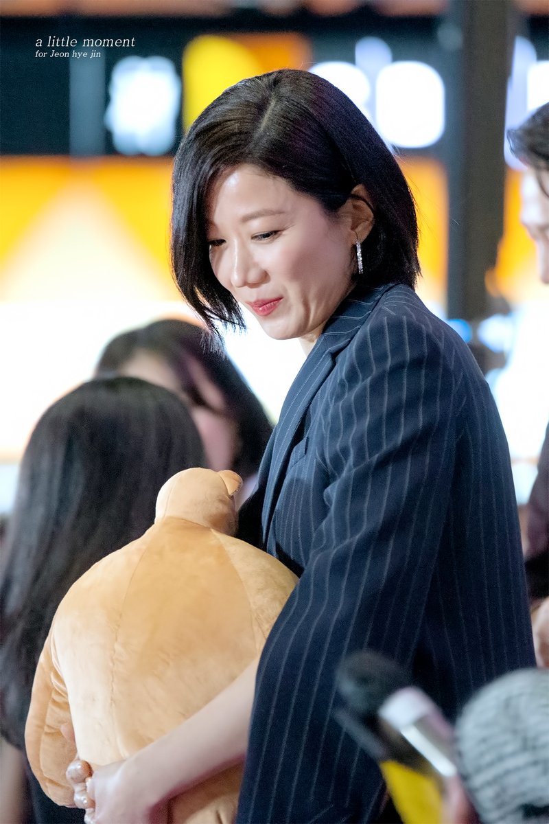 220802 헌트 쇼케이스

#전혜진