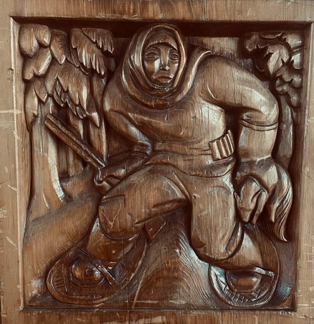 A visit to RIBA's HQ at 66 Portland Place affords one many pleasures. One of these is being able to get up close to inspect the Dominion Screen. Find out more at: architecture.com/explore-archit…
#riba #woodworking #woodart