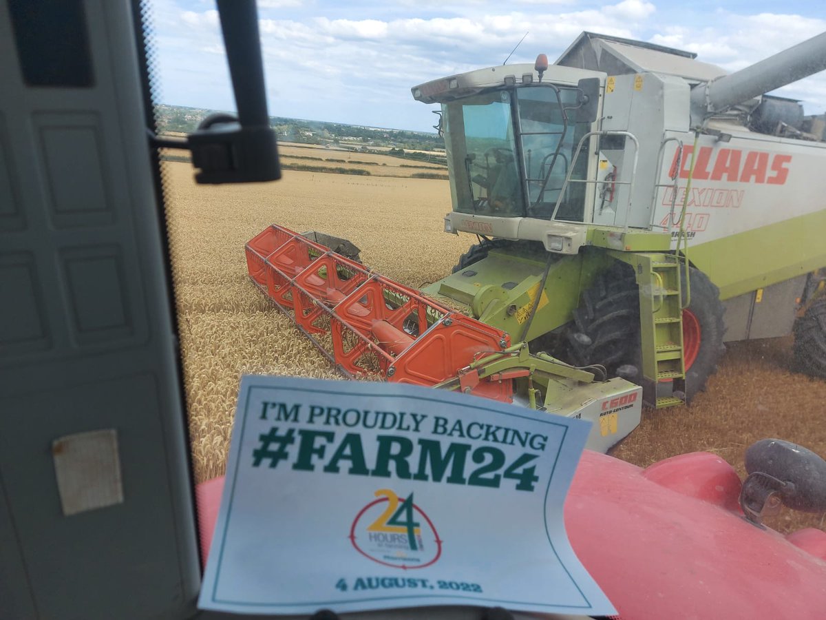 BeesbyAG's tweet photo. Combine busy busy busy #Farm24 @Morrisons @FarmersGuardian https://t.co/Nv9oARClWc